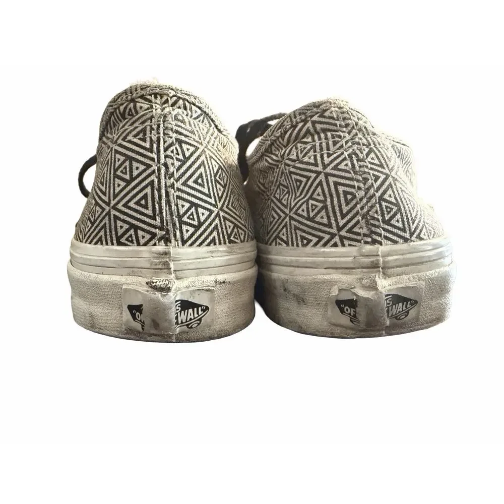 Vans Geometric Triangle Print Canvas Sneakers Women’s 8.5 Men’s 7